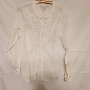 White long sleeve blouse